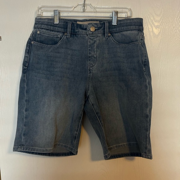 Soft surroundings Bermuda denim shorts size Petite Medium - Picture 1 of 8
